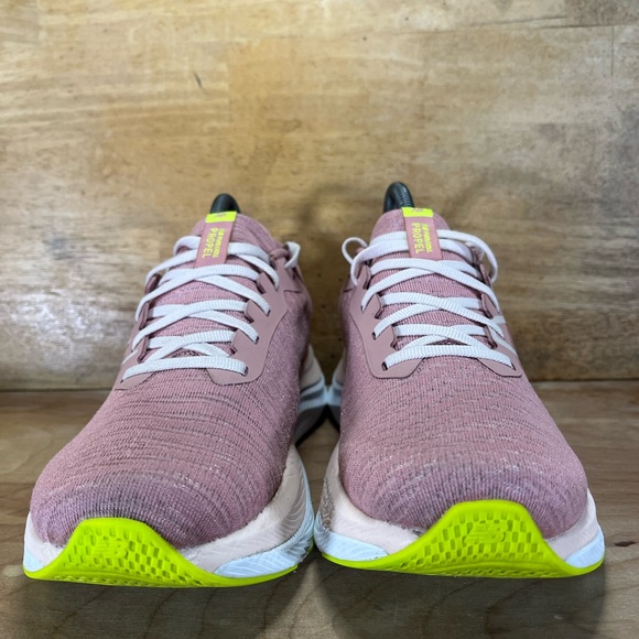 New Balance FuelCell Propel v4 Womens Size 8.5 (B) Running Shoes Sneakers Pink - Picture 2 of 13